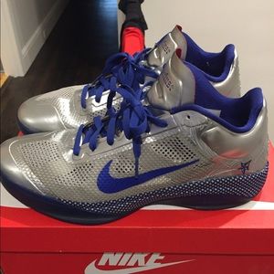 Nike Basketball Shoes Size 12